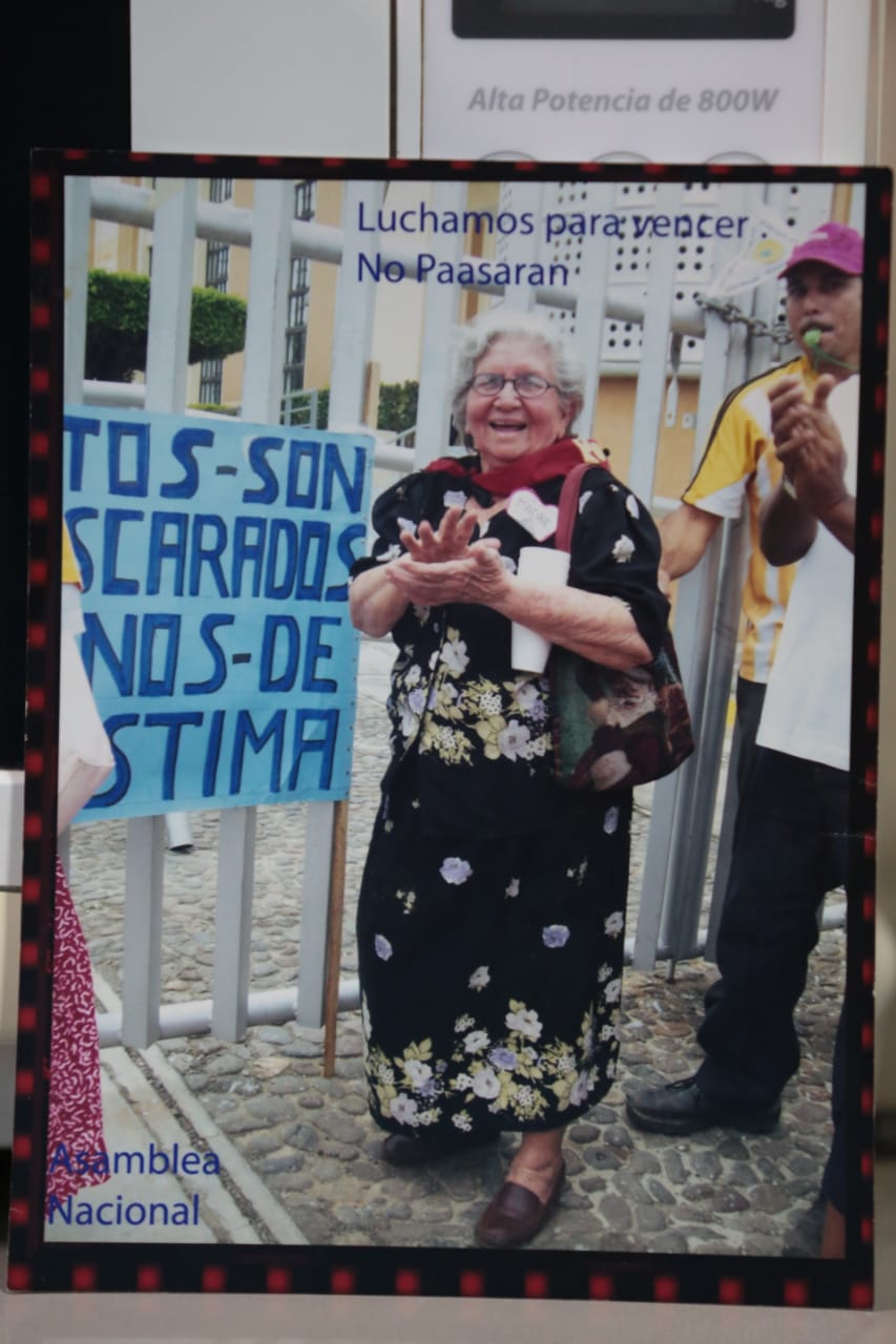ESTHER2